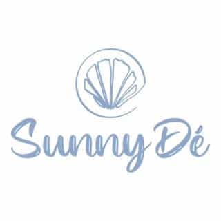 Sunny De logo
