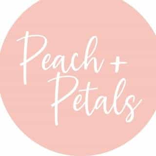 Peach and Petals Dried Flowers logo