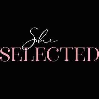 She Selected logo