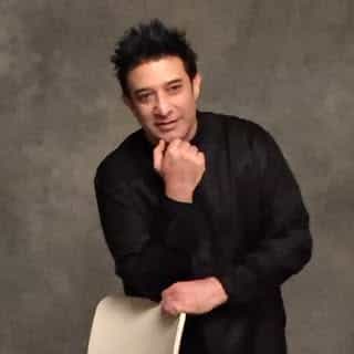 Suneet Varma logo