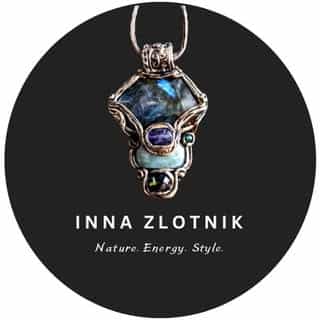 Inna Zlotnik Crystals logo