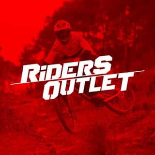 RidersOutlet logo
