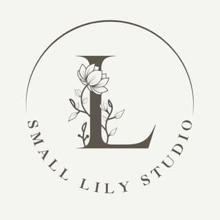 Small Lily Studio logo