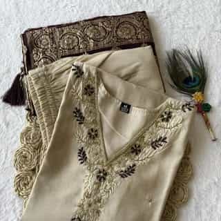 Bombay Saree logo