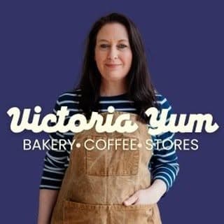 Victoria Yum logo