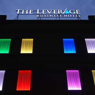 LeverageHotel logo