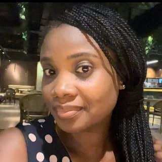 Instant Arẹ̀wà Hair logo