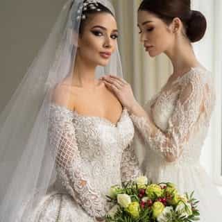 amandanoviasdress logo