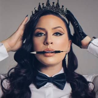 Lizzys Nail Art logo