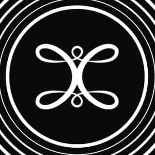 Curls Control logo