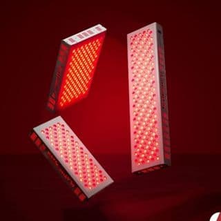 PlatinumLED Therapy Lights logo