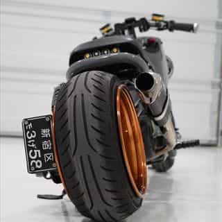 Rolling Wrench logo