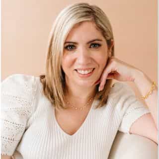 SO PRETTY CARA COTTER logo