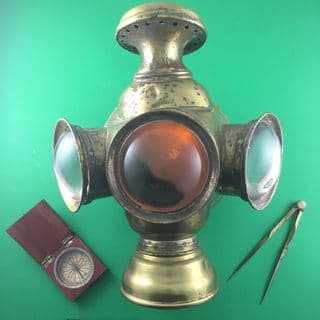 Explorer Antiques logo