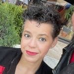 ellënoire body, bath fragrance & curly hair logo