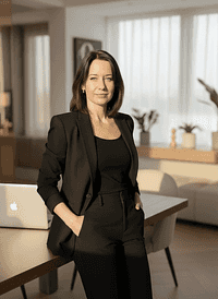 KATSIS | Kateřina Šislová